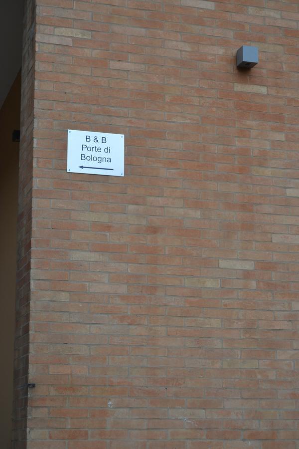 Porte Di Bologna Bagian luar foto
